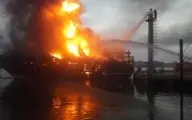آتش ۵ لنج باری در گناوه را بلعید