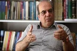 عباس عبدی مخالفان واکسن خارجی را "مشنگ" نامید