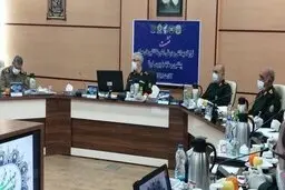 تصویری از حضور فرماندهان نظامی کشور با ماسک در جلسه 
