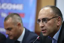 شنا| رضوانی: طی دو روز آینده تمرینات شناگران آغاز می‌شود/ همه استخرها باید پروتکل‌ها را رعایت کنند