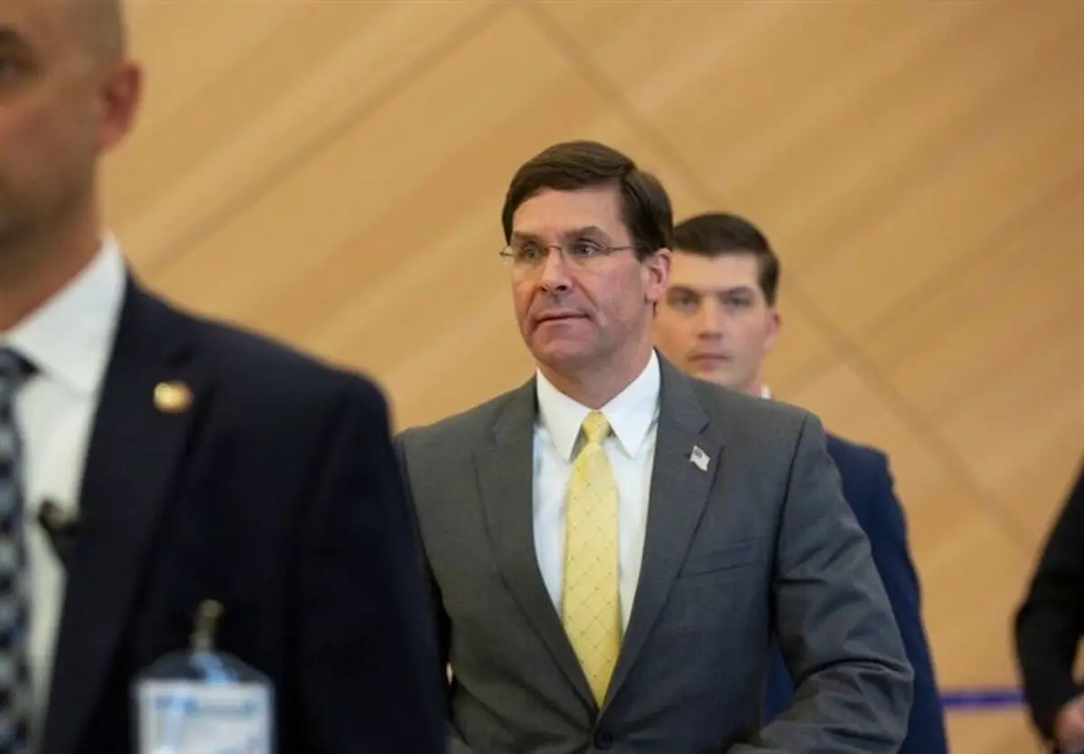  وزیر دفاع آمریکا به علت سرپیچی از درخواست ترامپ برکنار می شود