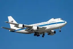 
هواپیمای «روز قیامت» در سفر اخیر بایدن همراه او بود