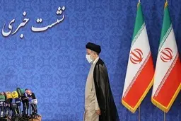 پاسخ ۲ نماینده به احتمال حضور در کابینه سیزدهم   |  حضور پر رنگ نمایندگان  برای رفتن به پاستور 