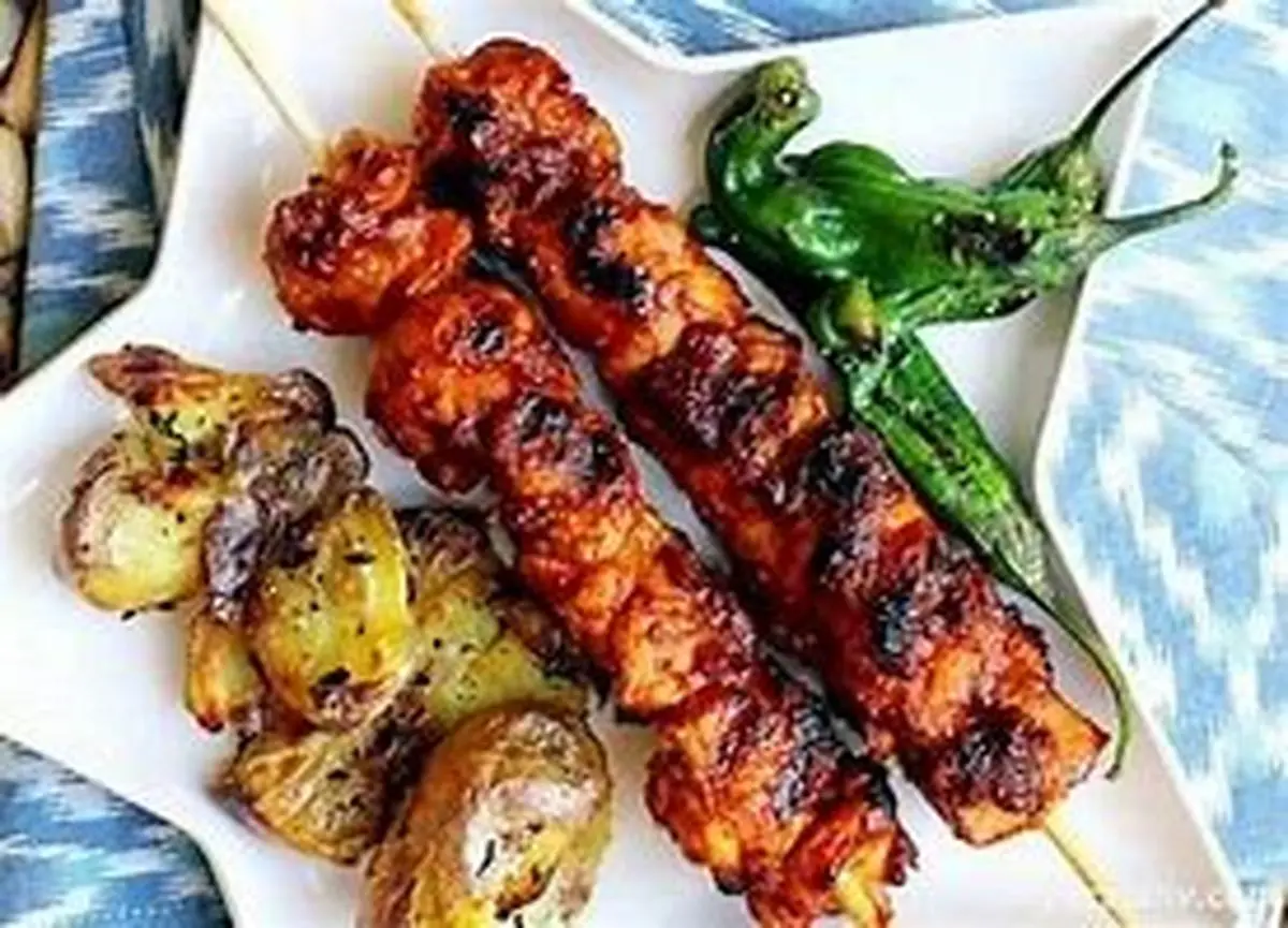 طرز تهیه جوجه ترش شمالی خوشمزه با سسی ترش و دلچسب | با این دستورالعمل ساده، جوجه ترش رستورانی را در خانه بپزید +ویدئو