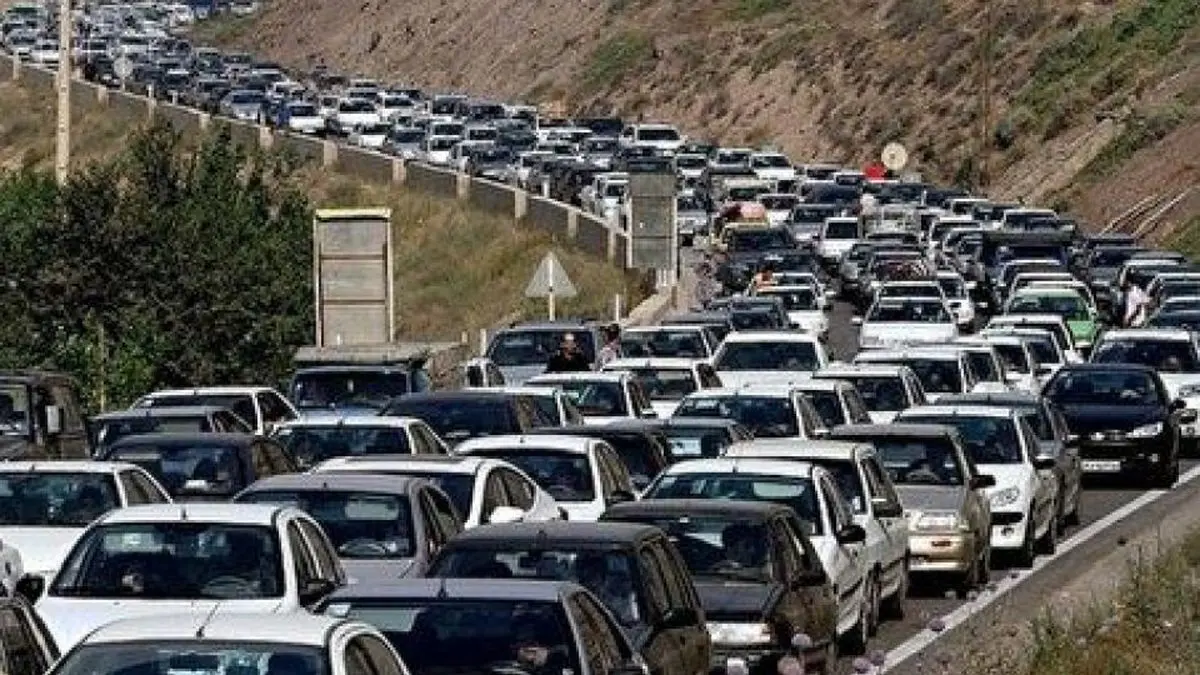 ترافیک ۱.۵ کیلومتری در جاده هراز