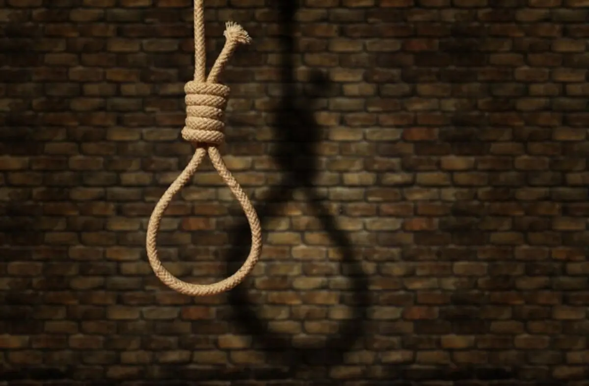 اولین عکس از محل کشف جسد حلق آویز 5 عضو خانواده ی اصفهانی