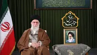 تصویری از رهبر انقلاب در لحظه ایراد پیام نوروزی خطاب به ملت ایران