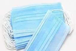 مردم قم از امروز ساعت 5 در داروخانه‌ها ماسک 500 تومانی دریافت کنند