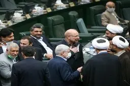  عکسی از میرسلیم و نگاهش به قالیباف 