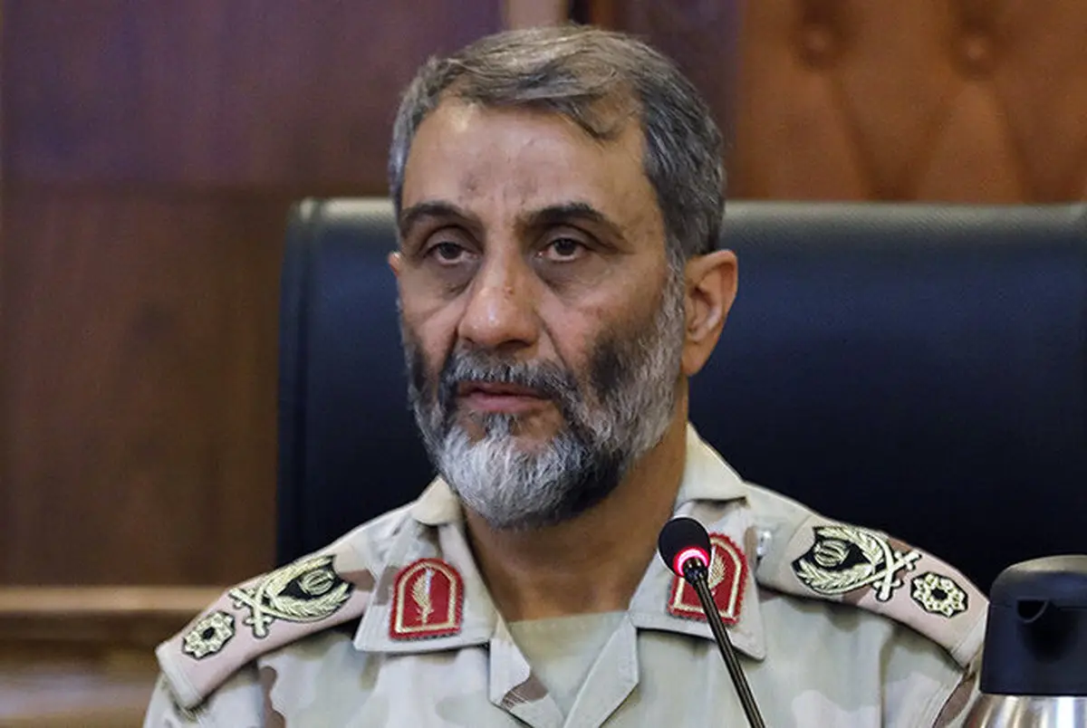 حمل‌کنندگان سلاح و مهمات تحت عنوان کولبر، متجاوز مرزی هستند