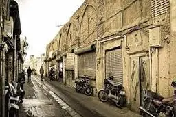 زلزله بم پس از دو دهه | ۳۰ درصد ایرانی‌ها در خانه‌های ناایمن زندگی می‌کنند