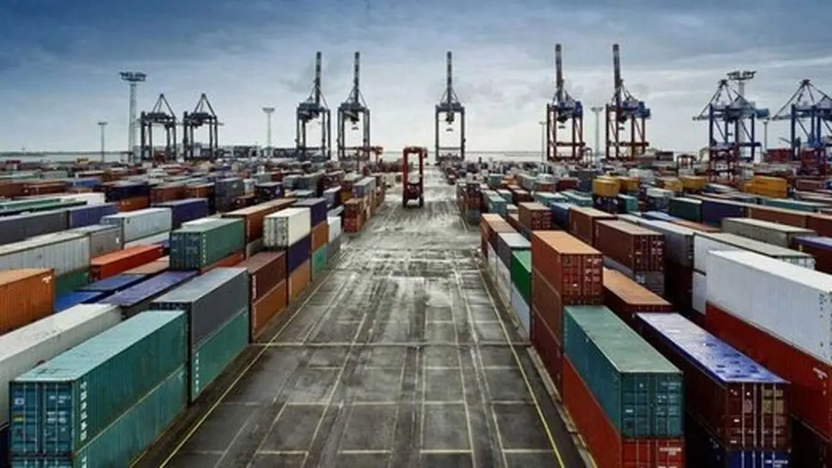 

تراز تجاری ایران در ۴ ماه نخست: صادرات ۶۵ درصد افزایش یافت
