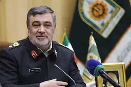 سردار اشتری : خط قرمز پلیس امنیت است! | مقابله شدید با هرگونه تهدید برای امنیت مردم