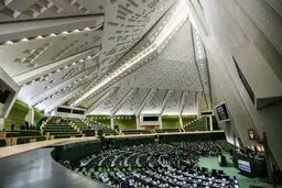 خراسان رضوی بیشترین نماینده با تحصیلات حوزوی را دارد /تحصیلات ۵ نماینده اقلیت دینی پارلمان یازدهم