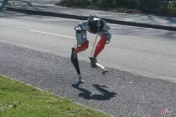  ربات عجیب و ترسناک  |  این ربات نابینا است