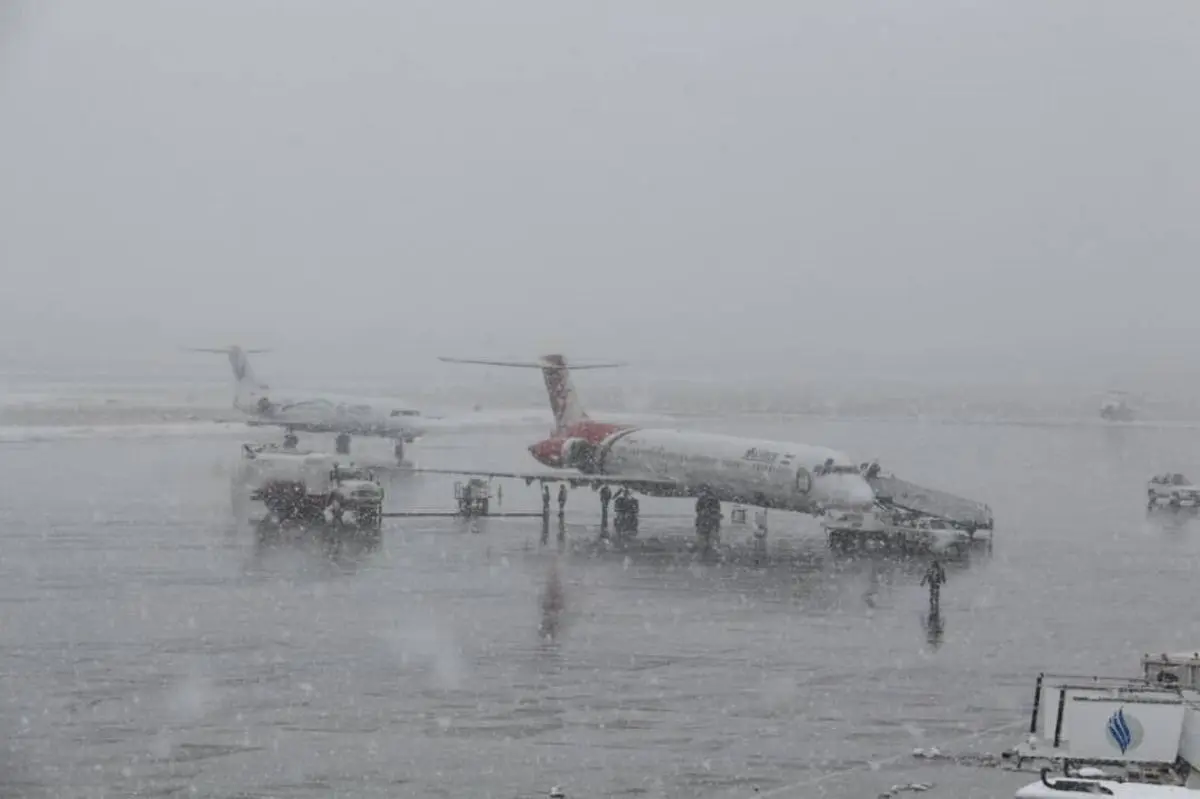 مسافران پیش از مراجعه به فرودگاه ارومیه با اطلاعات پرواز تماس بگیرند 
