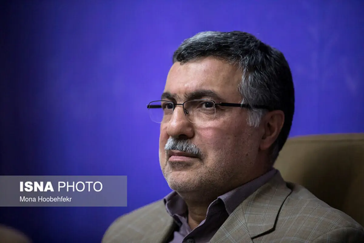 درخواست رییس نظام پزشکی کشور از مردم: از تردد و مسافرت غیرضروری صرف نظر کنید