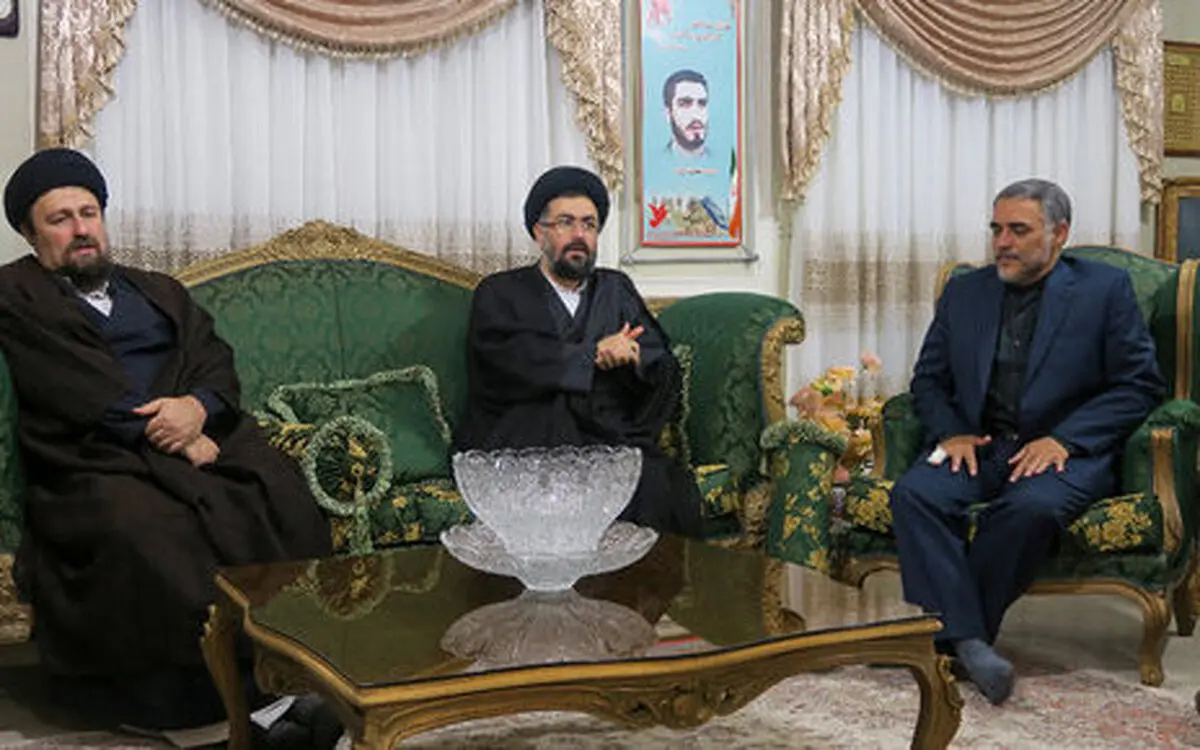 حضور سیدحسن و برادرانش در منزل حاج محمد عرب+ عکس