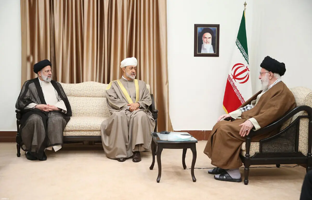مهمترین اخبار سیاسی امروز ایران دوشنبه 8 خرداد | دیدار سلطان عمان با رهبر انقلاب اسلامی | وزیر کشور: نقطه مرزی برای تردد باز بوده و در آرامش قرار دارد