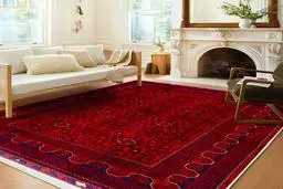 فرش قرمز نماد چیست؟ | جلوه‌ای لوکس و گرم برای خانه با فرش قرمز