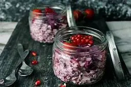 با این سالاد کلم پاییزی از مهمونات پذیرایی کن+ ویدیو 