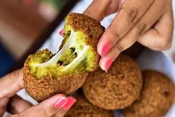 یه عمر فلافل رو اشتباه درست میکردیم! | طرز تهیه فلافل شکم پر خوشمزه مثل کیک یزدی! + ویدئو