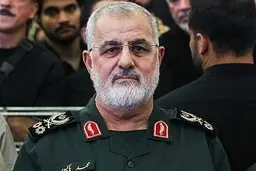 سردار پاکپور: هرگونه خطای دشمن در تنگه هرمز با پاسخ قاطع ایران مواجه می‌شود

