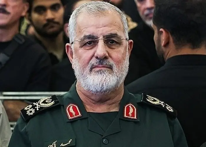 سردار پاکپور: هرگونه خطای دشمن در تنگه هرمز با پاسخ قاطع ایران مواجه می‌شود
