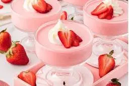 رسپی  آسان «دنت توت‌فرنگی خانگی» در ۲۰ دقیقه برای عصرانه  +ویدئو