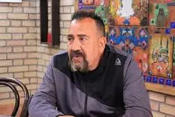 حمله تند وحید قلیچ به محمدحسین میثاقی؛ «سبیل من به تو چه؟»+ویدئو 