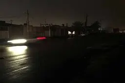 برای جلوگیری از تردد مردم در شهربرق ۲۱ نقطه اهواز قطع شد