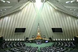چگونه می‌توان به وزیری که به شبکه‌های اجتماعی اعتقاد ندارد اعتماد کرد؟