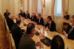 
رایزنی ظریف و لاوروف در مسکو
