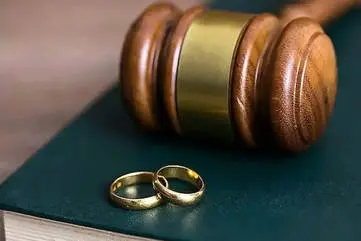 نمایندگان به پیشنهاد کاهش سقف حمایت مهریه از ۱۱۰ به ۱۴ سکه رای دادند | واکنش جالب یک نماینده پس از رای آوردن پیشنهاد: «ای جونم!»