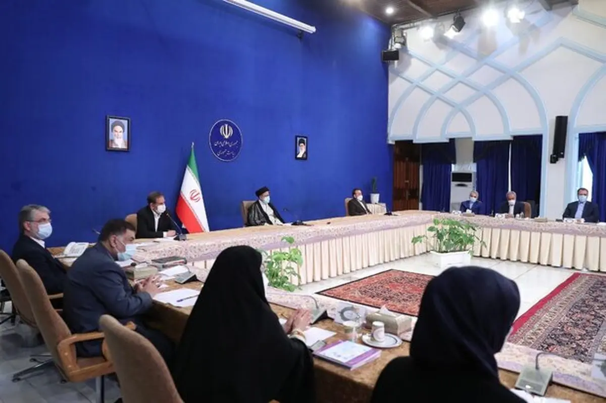 کیهان: منتقدان دولت رئیسی مثل ما باشند که کارهای خوب روحانی را هم می گفتیم