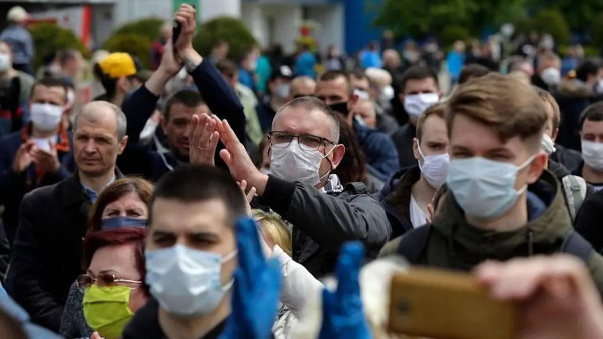  تظاهرات مردمی به رئیس جمهوری بلاروس در میانهٔ بحران کرونا
