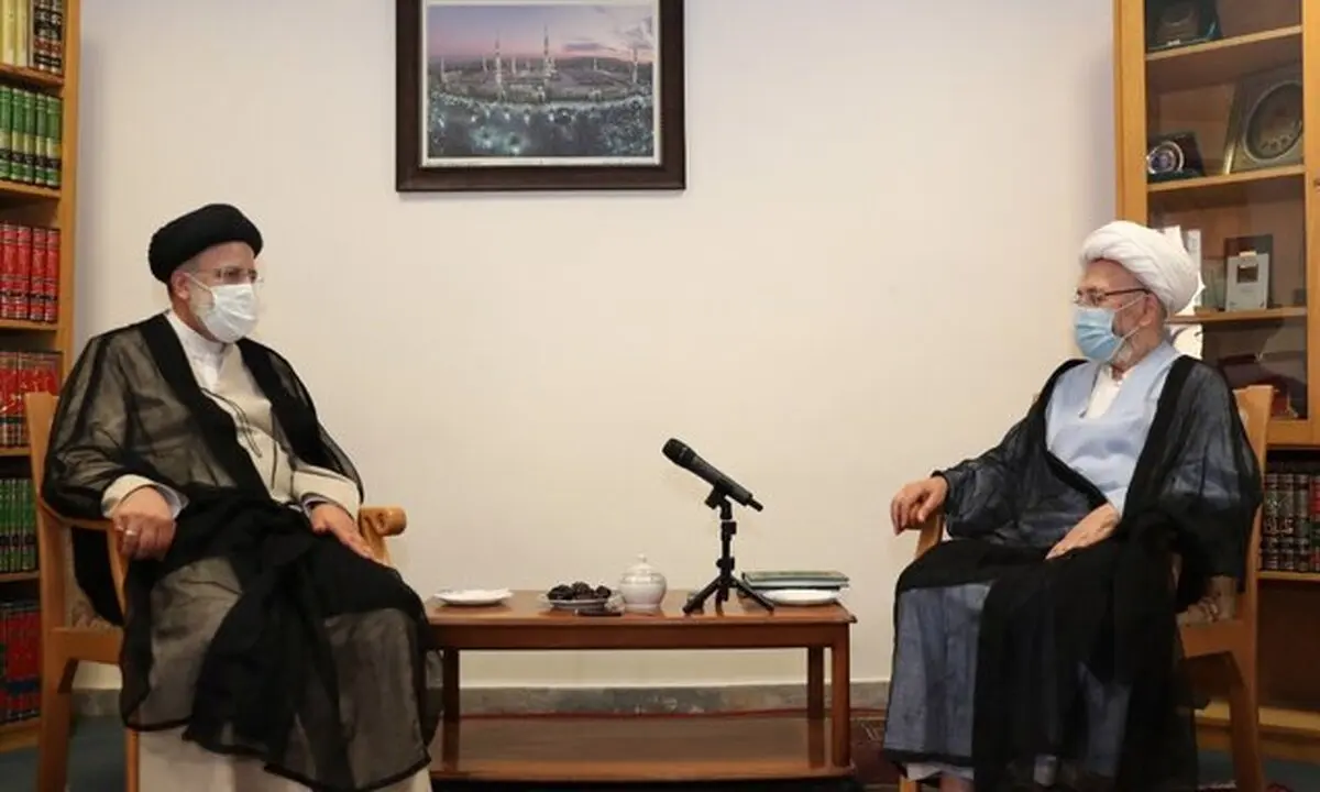 
دیدار رئیسی با تعدادی از مراجع تقلید در قم
