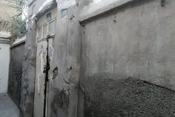 خوابگاه جدید معتادان که روزی خانه ی ( قصه های مجید ) بود!