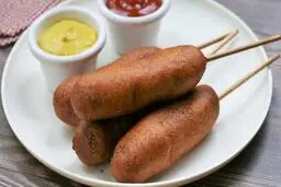 مینی کورن داگ، یه فینگرفود خوشمزه و هیجان‌انگیز! | طرز تهیه مینی کورن داگ +ویدیو