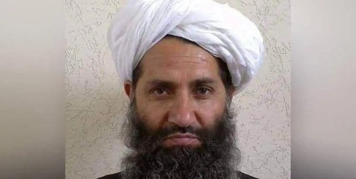 رهبر طالبان: ما به حل بحران افغانستان از طریق سیاسی متعهد هستیم اما طرف مقابل فرصت را ضایع می‌کند