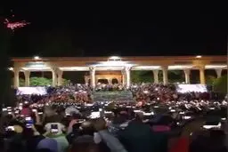 لحظه‌ی تحویل سال و حال و هوای نوروزی در حافظیه شیراز+ویدئو