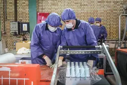  افتتاح خط تولید لوازم بهداشتی مقابله با کرونا 