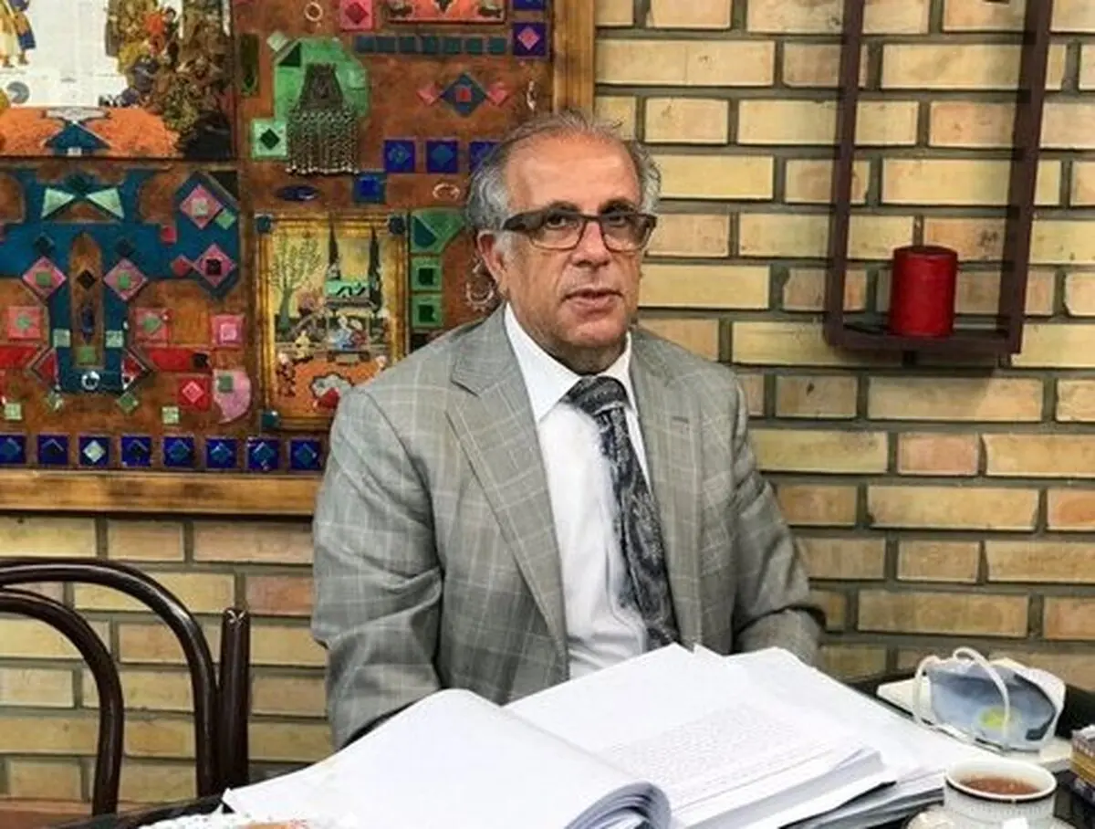 چه کسی می تواند جلوی آمریکا را در مقابل ایران بگیرد؟