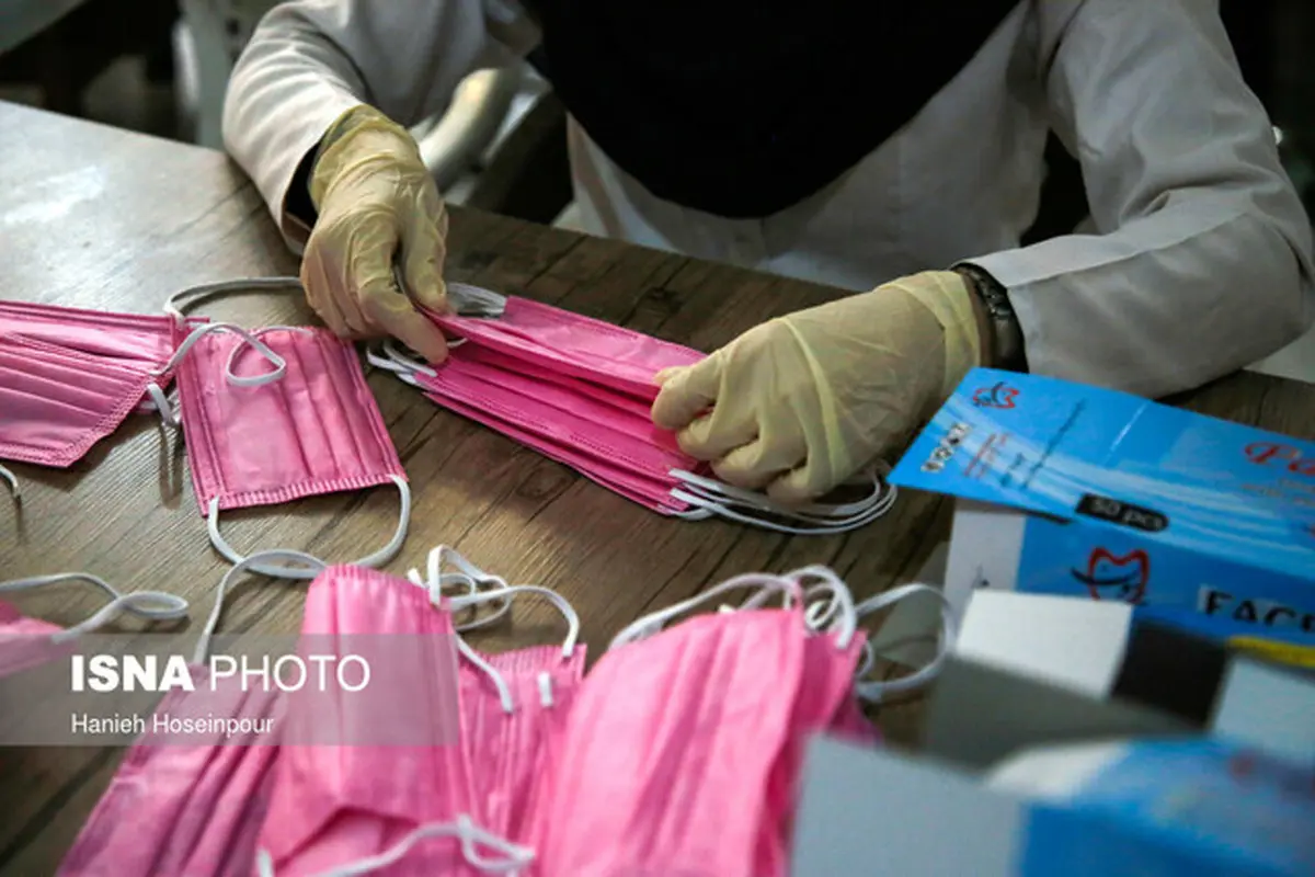 ترخیص ۱۰۵ تن ماسک و دستکش منتظر دستور وزارت بهداشت
