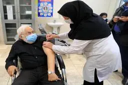 
تزریق نوبت چهارم برای گروه سنی ۸۰ سال به بالا به فاصله حداقل ۴ ماه از نوبت سوم آغاز شود