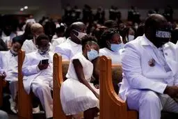 دیدنی‌های امروزجهان ؛ از خاکسپاری "جورج فلوید" تا جابجایی ساختمان 100 ساله در چین + عکس