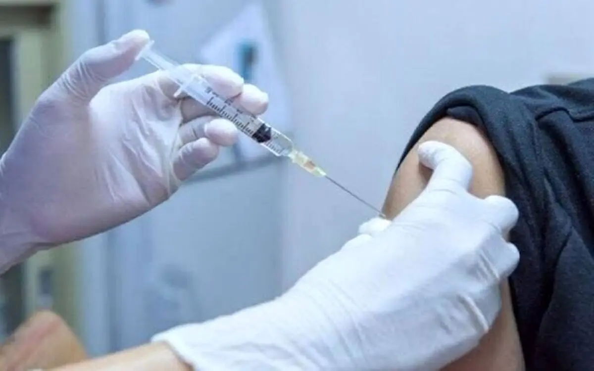 تزریق بیش از ۶۸۸هزار دُز واکسن کرونا در کشور طی ۲۴ ساعت گذشته