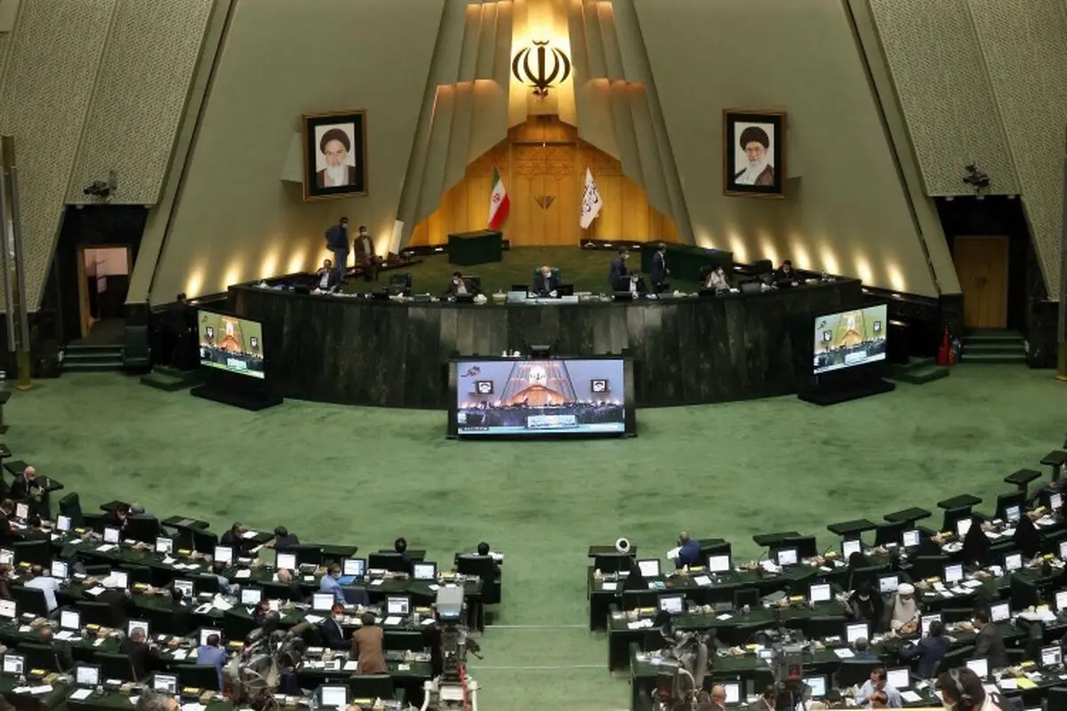 بیانیه نمایندگان در واکنش به فعالیت های دیپلماتیک دولت  |   پس از تصویب مجلس، امریکا می تواند به برجام باز گردد
