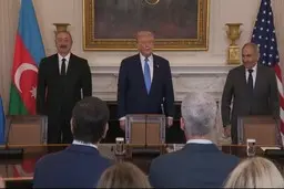 روزنامه جمهوری اسلامی: ضعف دیپلماسی ما به آمریکا فرصت داده که با راهکار سیاسی به دالان زنگزور دست پیدا کند و به راحتی همسایه دیوار به دیوار ایران در منطقه حساس شمال غرب شود 