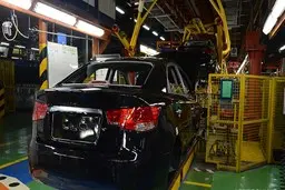 
تولید سراتو بالاخره متوقف شد / پژو ۳۰۱ به تولید نرسید
